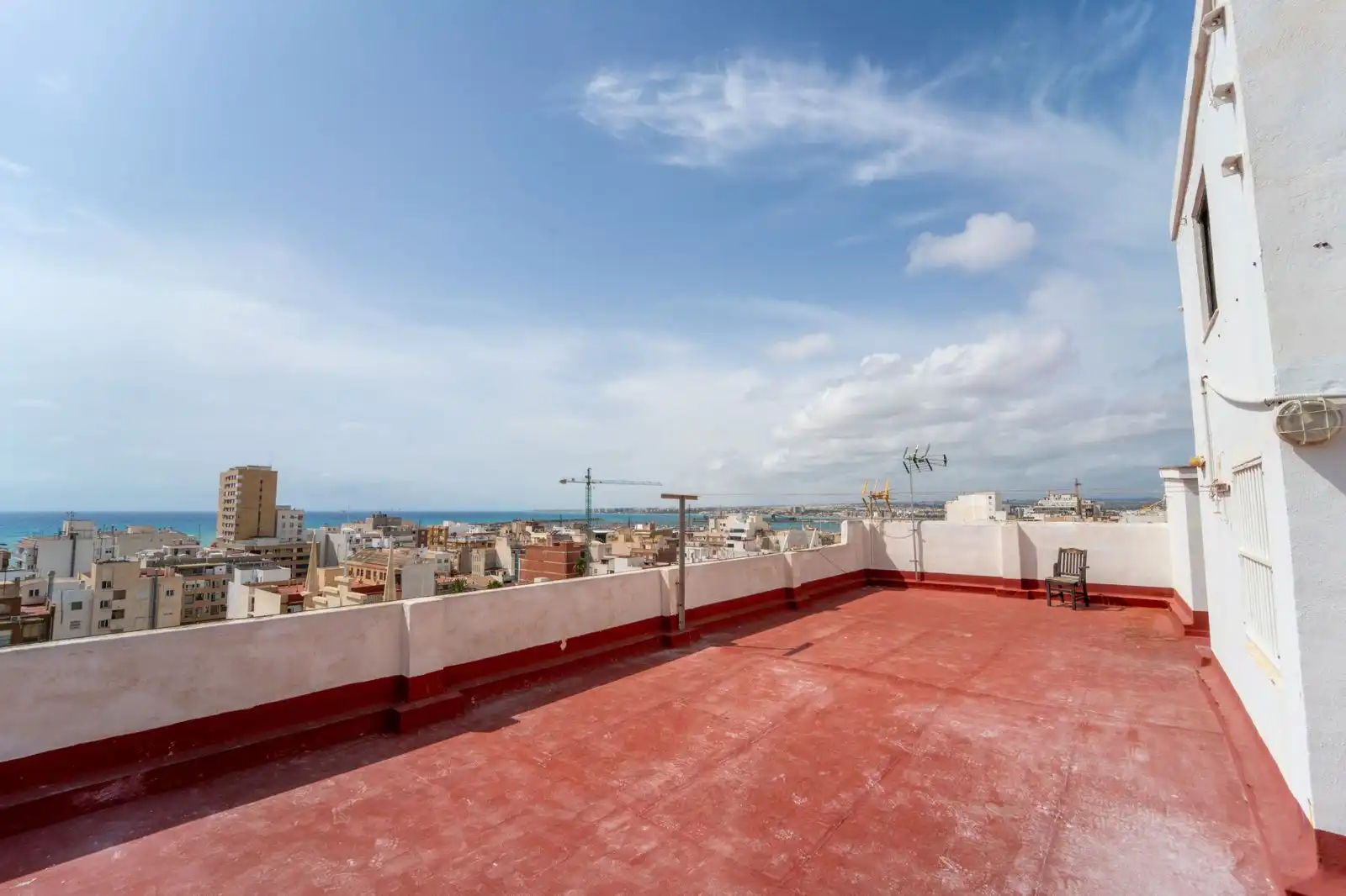 Apartament amb ascensor en venda a Torrevieja Centro, imagen 26
