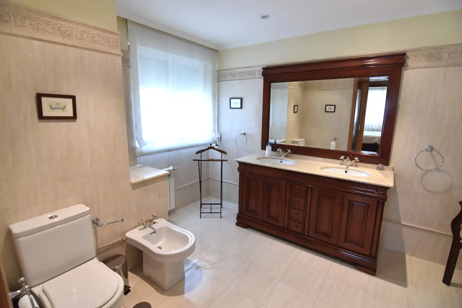 Baño de Casa o chalet en venta en Bergondo con Calefacción, Jardín privado y Parquet