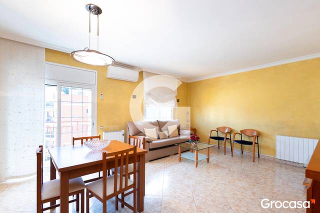 Piso en Venta en CL CALDERON DE LA BARCA en El Carmel