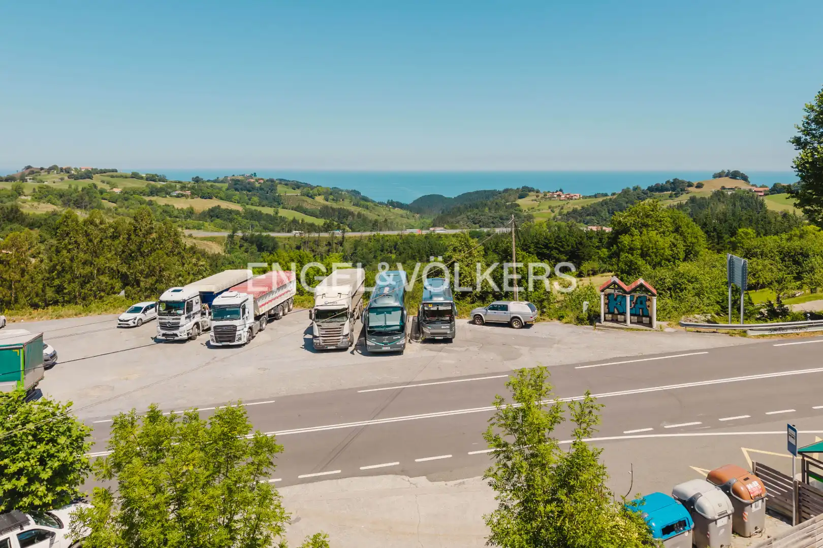 Parking of Buildings for sale in Deba