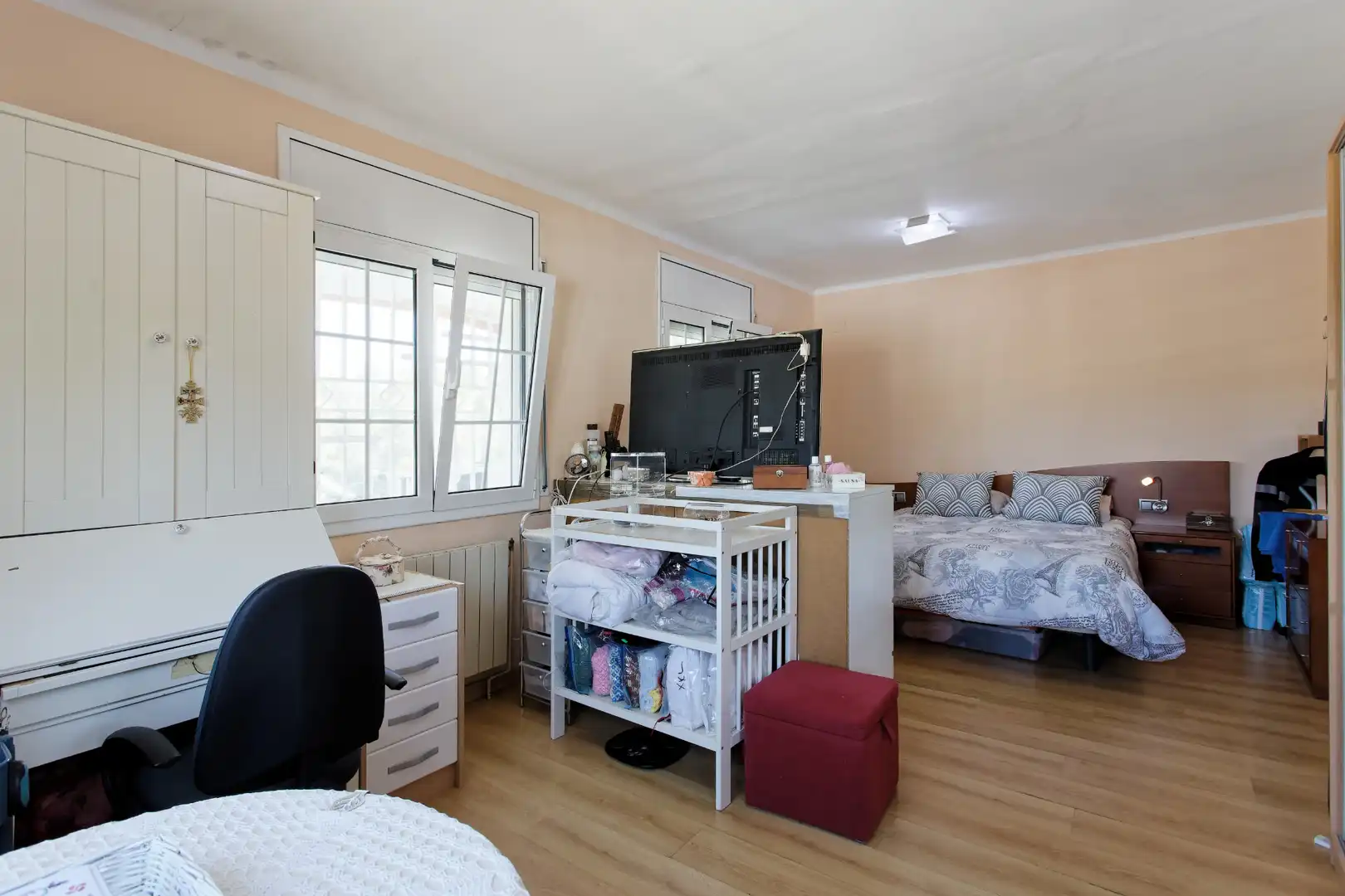Habitación de Casa o chalet en venta en Vallirana con Aire acondicionado, Calefacción y Jardín privado