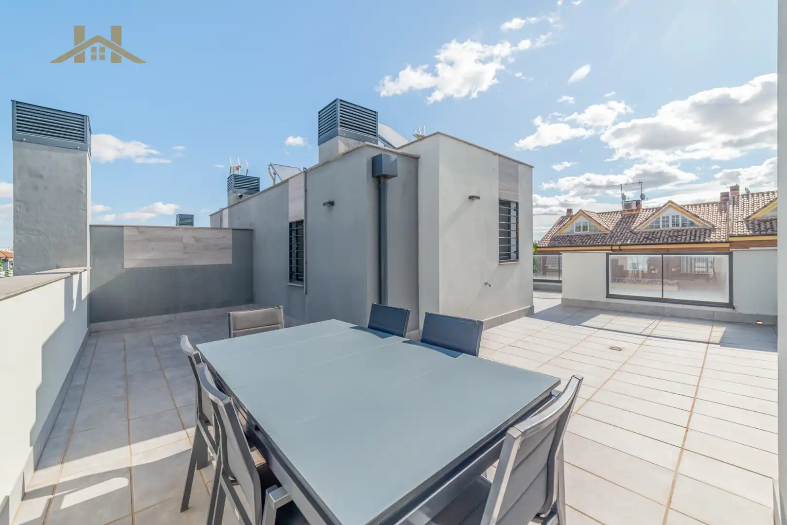 Terraza de Casa adosada en venta en Valdemoro con Aire acondicionado, Calefacción y Jardín privado