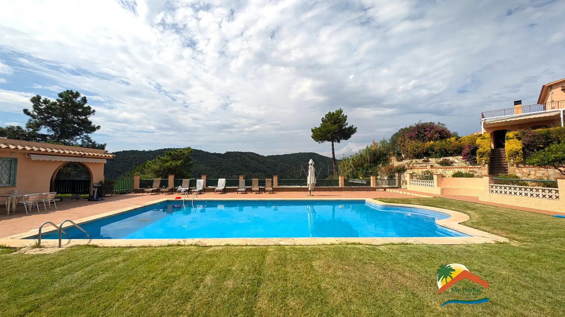 Country house zum Verkauf in Lloret Blau - La Creu de Lloret