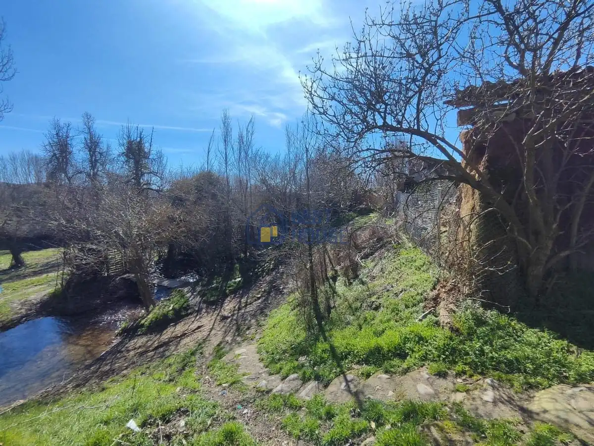 Terreny residencial en venda a Garrafe de Torío, imagen 5