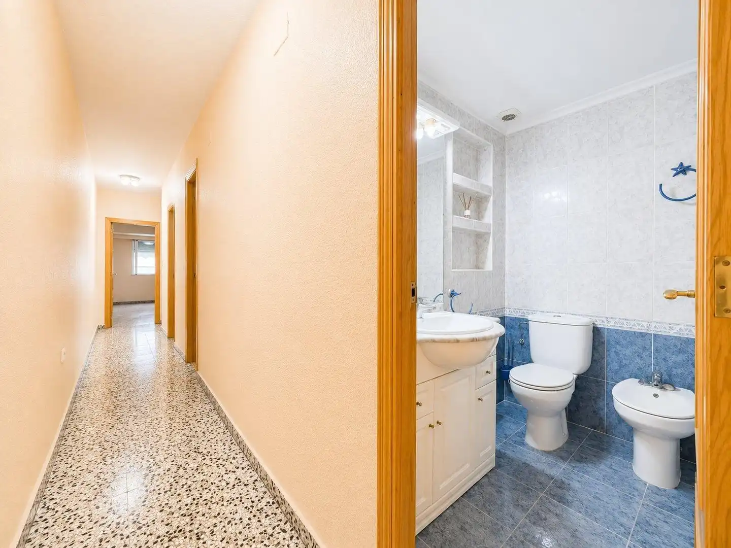 Baño de Piso en venta en Meliana con Terraza, Trastero y Balcón