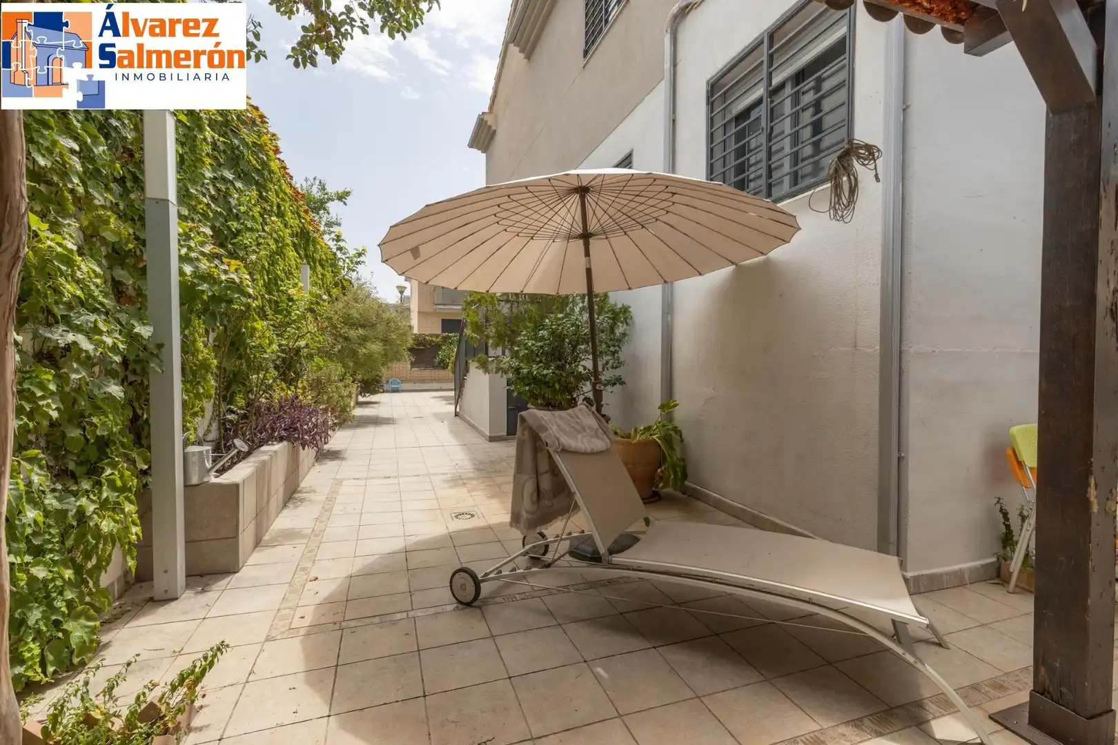 Terraza de Casa adosada en venta en Granada con Aire acondicionado, Calefacción y Balcón
