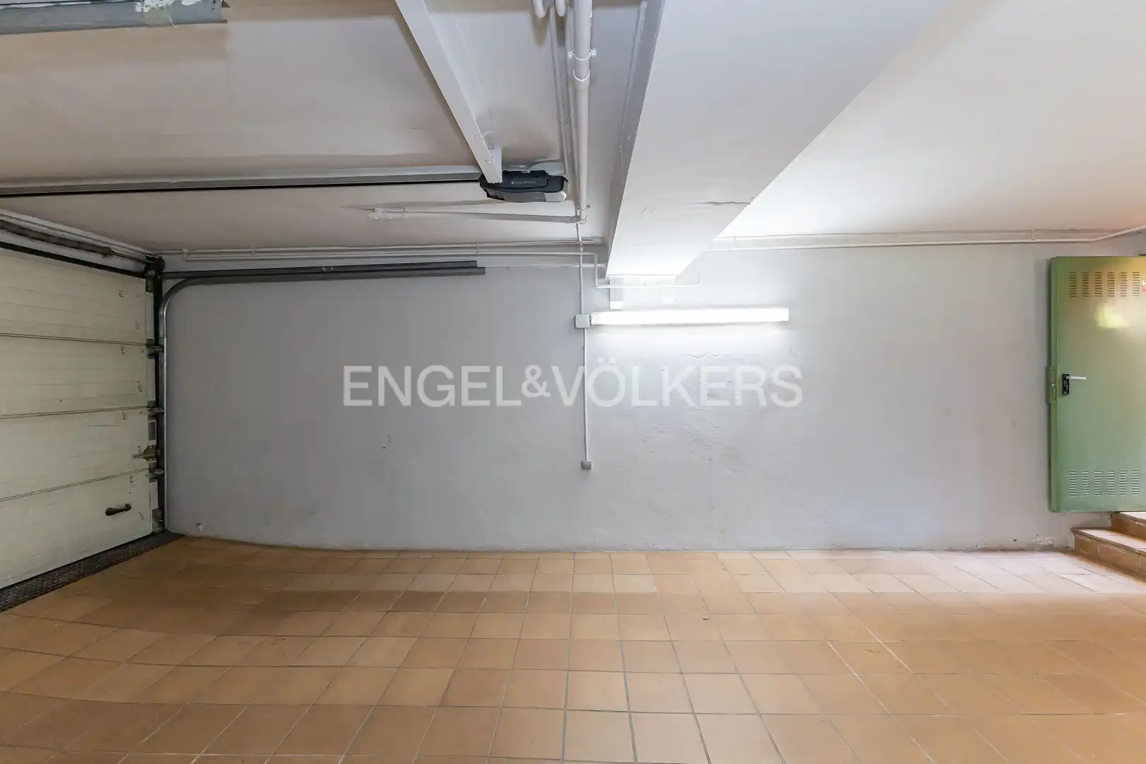Detached homes for sale in Madrid  with Air Conditioner, Heating and Private garden