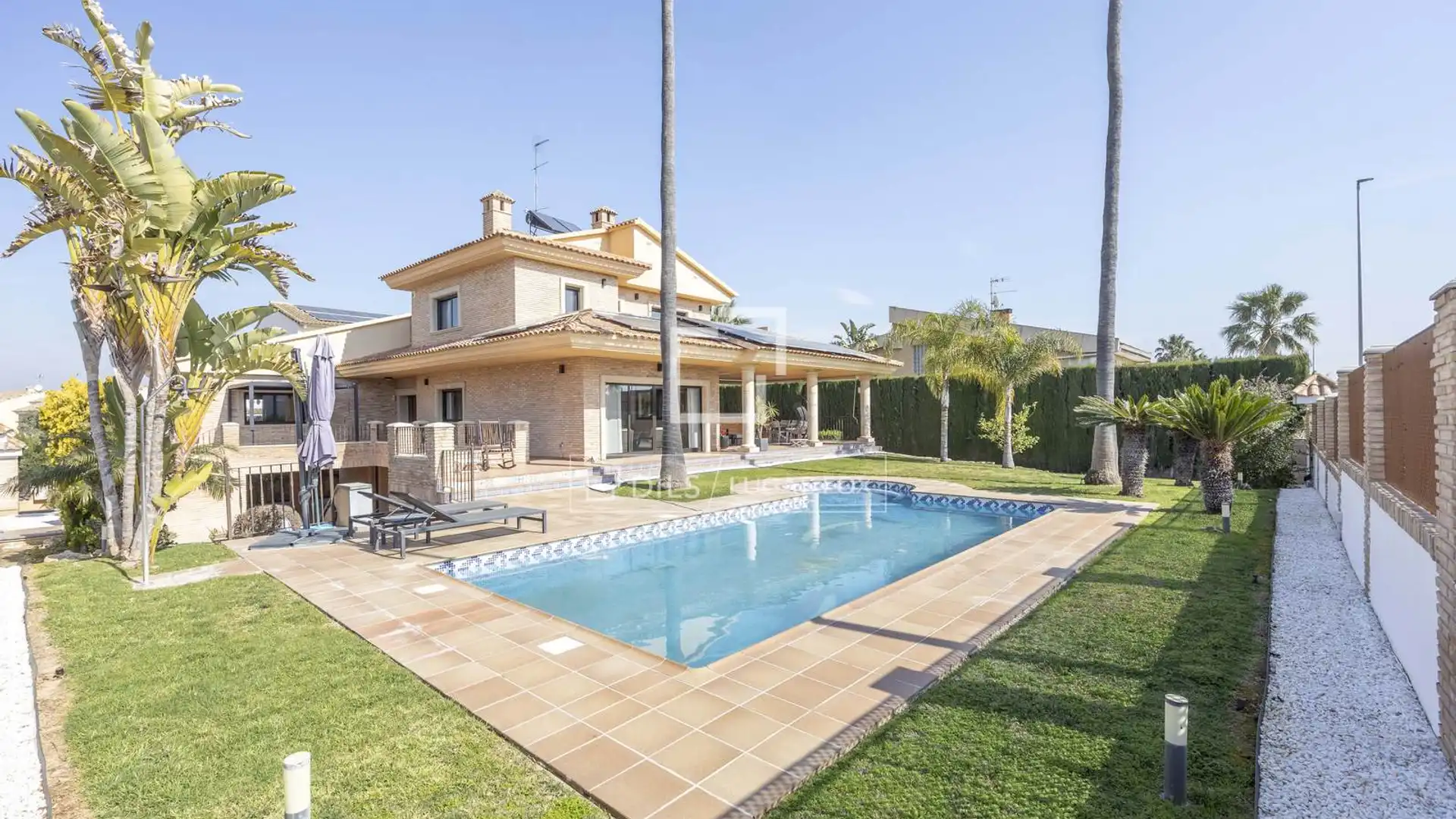 Jardí de Casa o xalet de lloguer en San Antonio de Benagéber amb Aire condicionat, Calefacció i Jardí privat