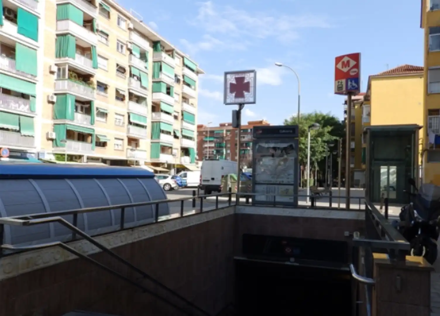 Flat with terrace for sale in Cornellà de Llobregat - Calle MOSSEN JOAQUIM PALET, imagen 5