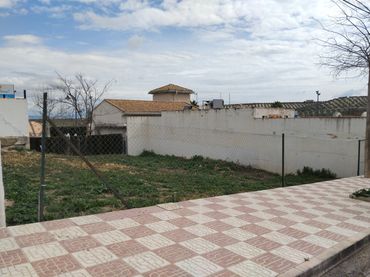 Terreno residencial en venta en Calle Colón 2