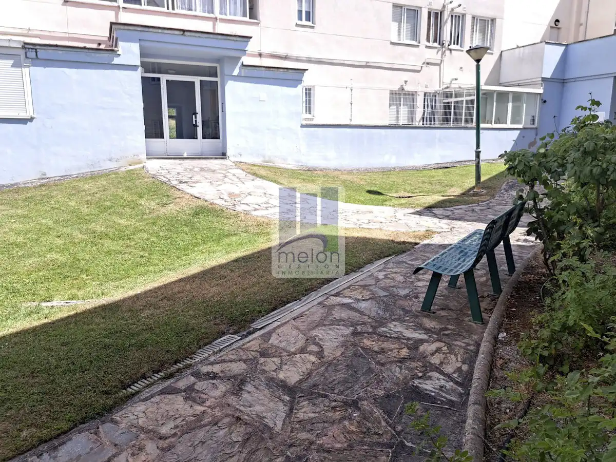 Aparcament de Pis en venda en Burgos amb Traster