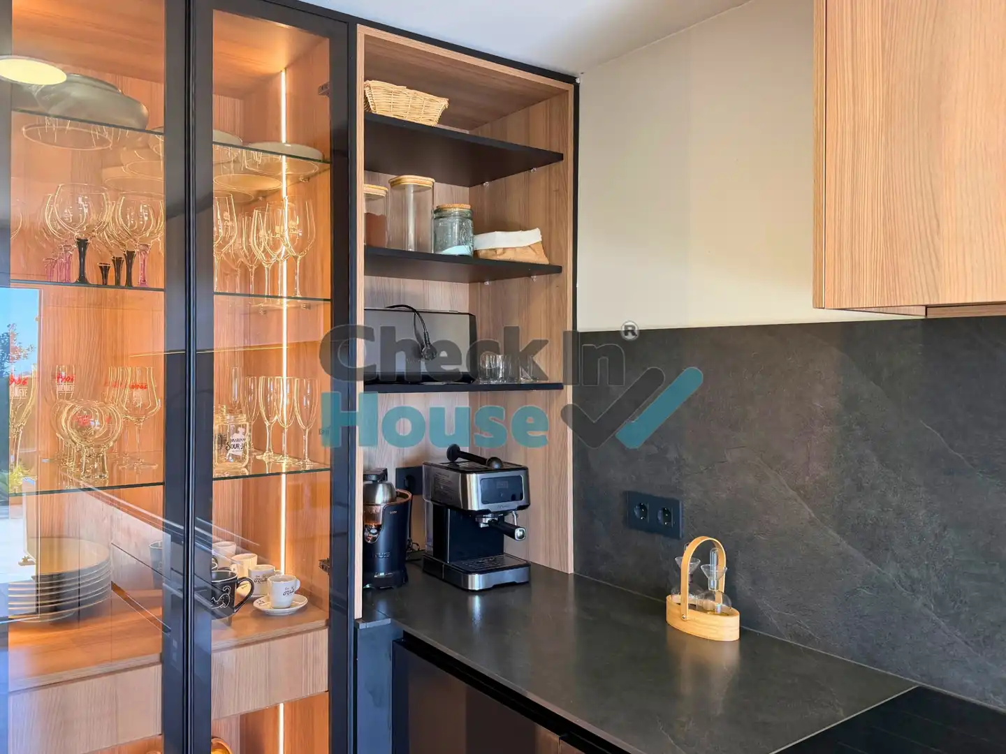 Cocina de Planta baja en venta en Castell d'Aro, Platja d'Aro i s'Agaró con Aire acondicionado, Jardín privado y Trastero