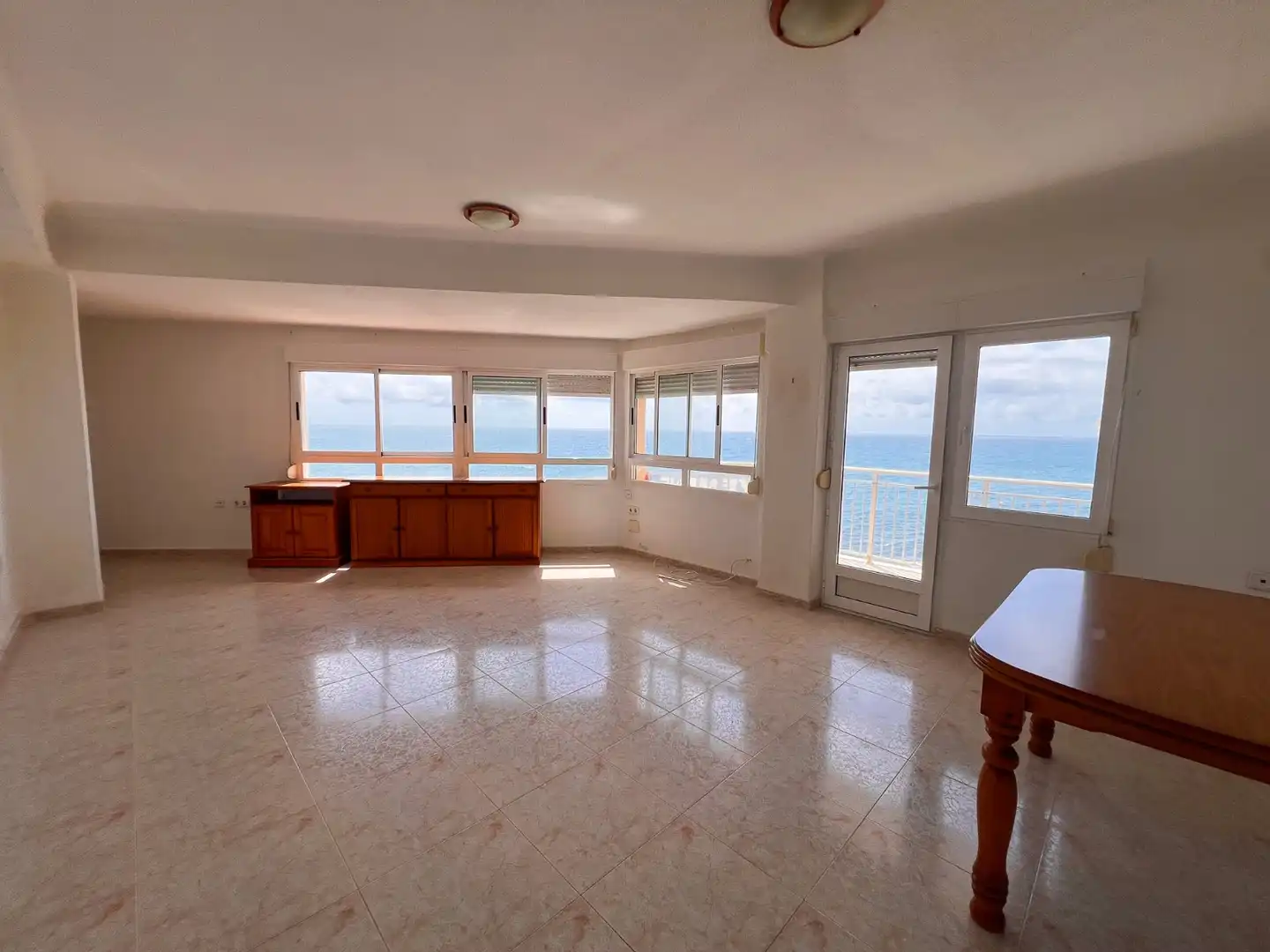 Sala de estar de Apartamento en venta en Torrevieja con Aire acondicionado, Calefacción y Terraza