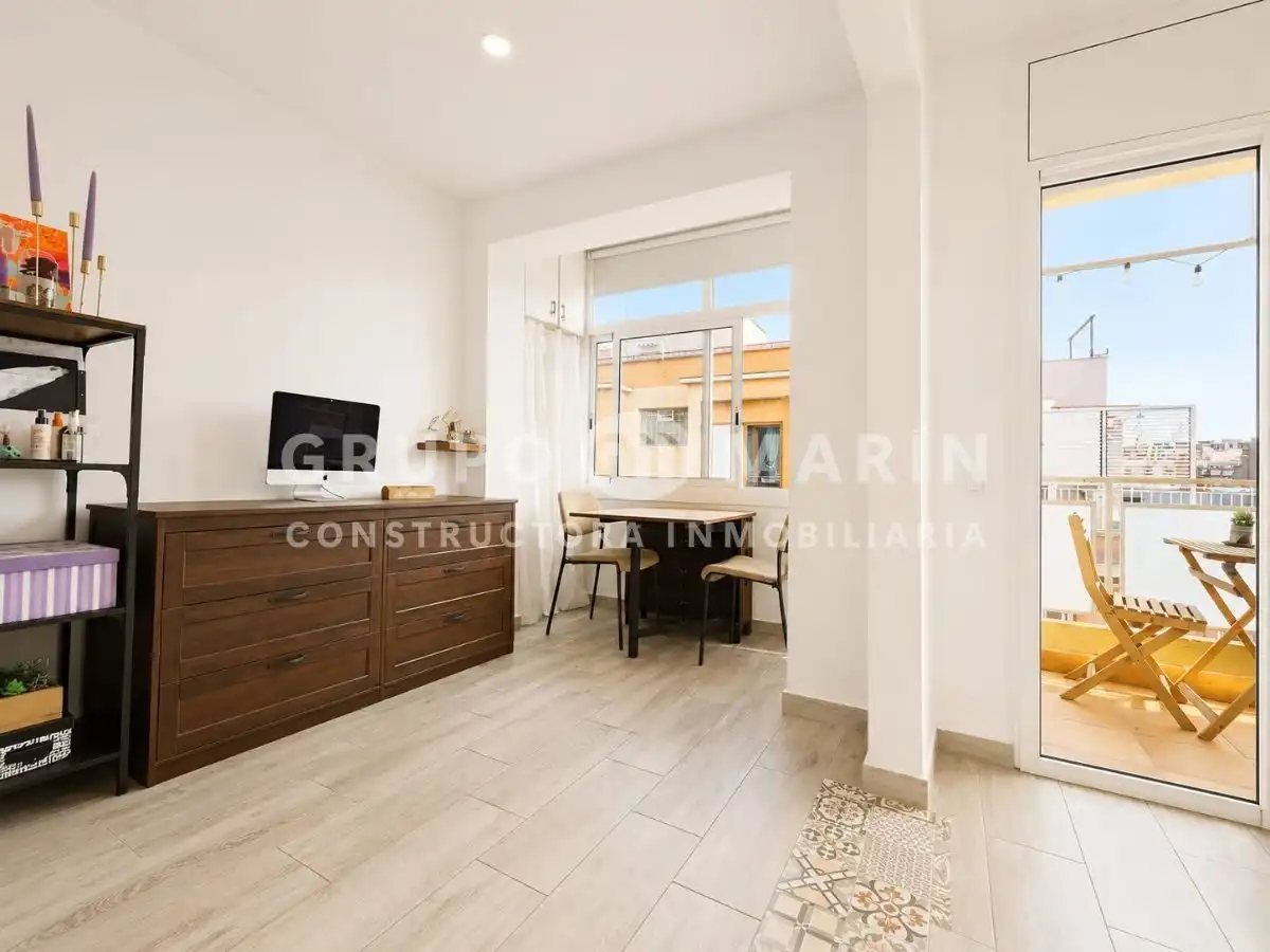 Habitación de Loft en venta en Barcelona con Calefacción, Terraza y Amueblado