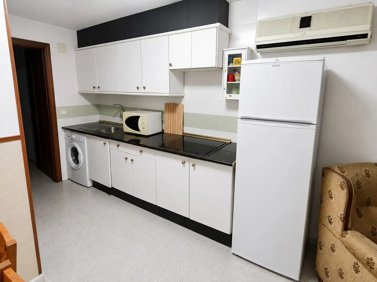 Cocina de Piso para compartir en Fuenlabrada con Calefacción, Amueblado y Horno