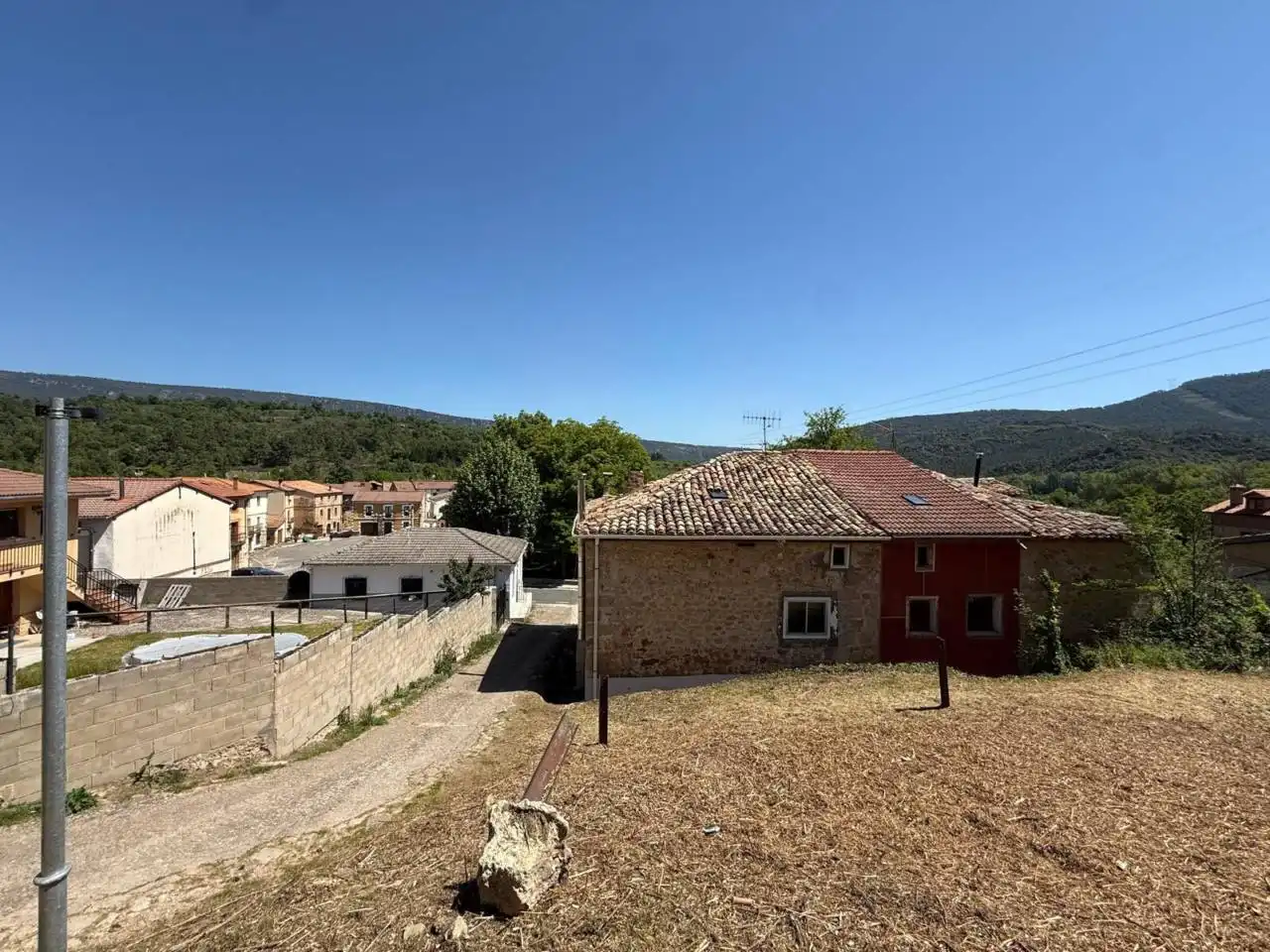 Casa adosada en venta en Oña