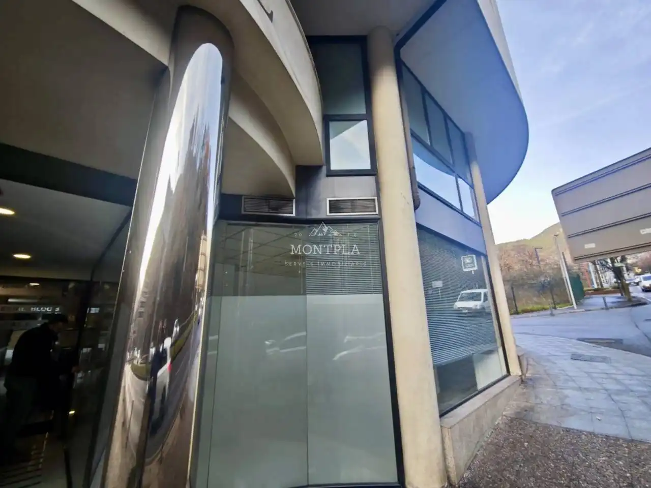 Locale commerciale in affitto a Les Escaldes, imagen 7