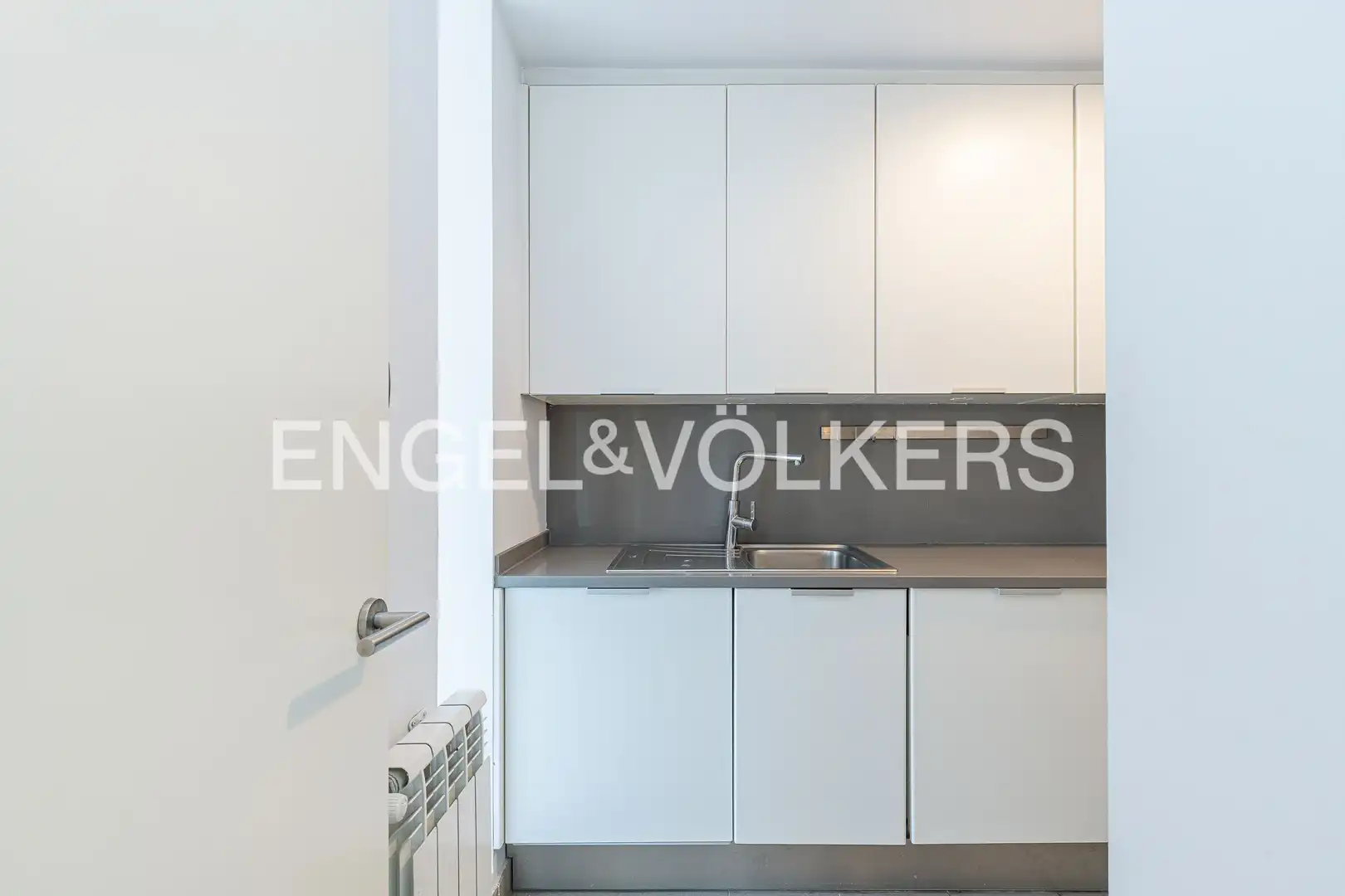 Küche von Wohnung zum Verkauf in Madrid mit Klimaanlage, Heizung und Parkett