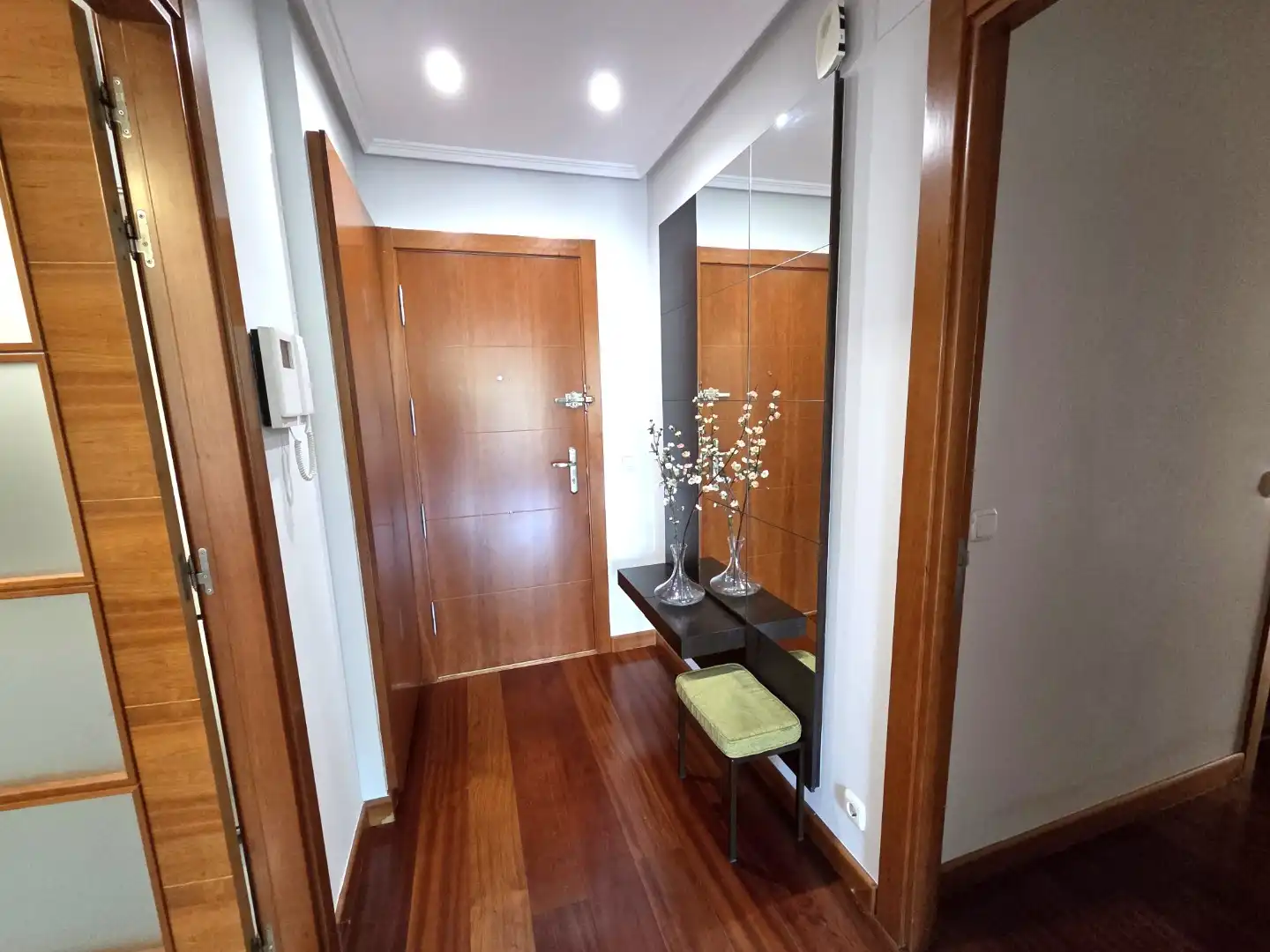 Wohnung zum Verkauf in Burgos mit Heizung, Terrasse und Abstellraum