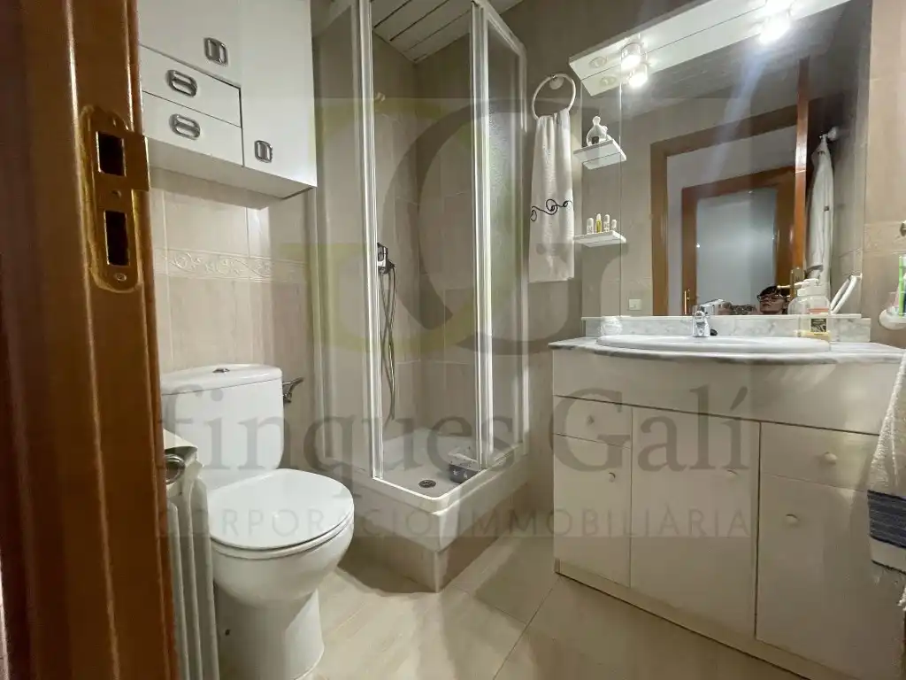 Baño de Piso en venta en Manresa