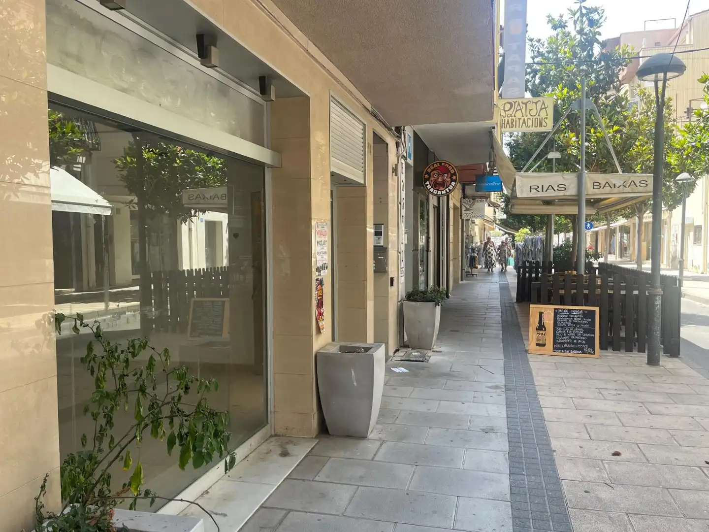 Business premises for sale in de Roger de Llúria, imagen 3