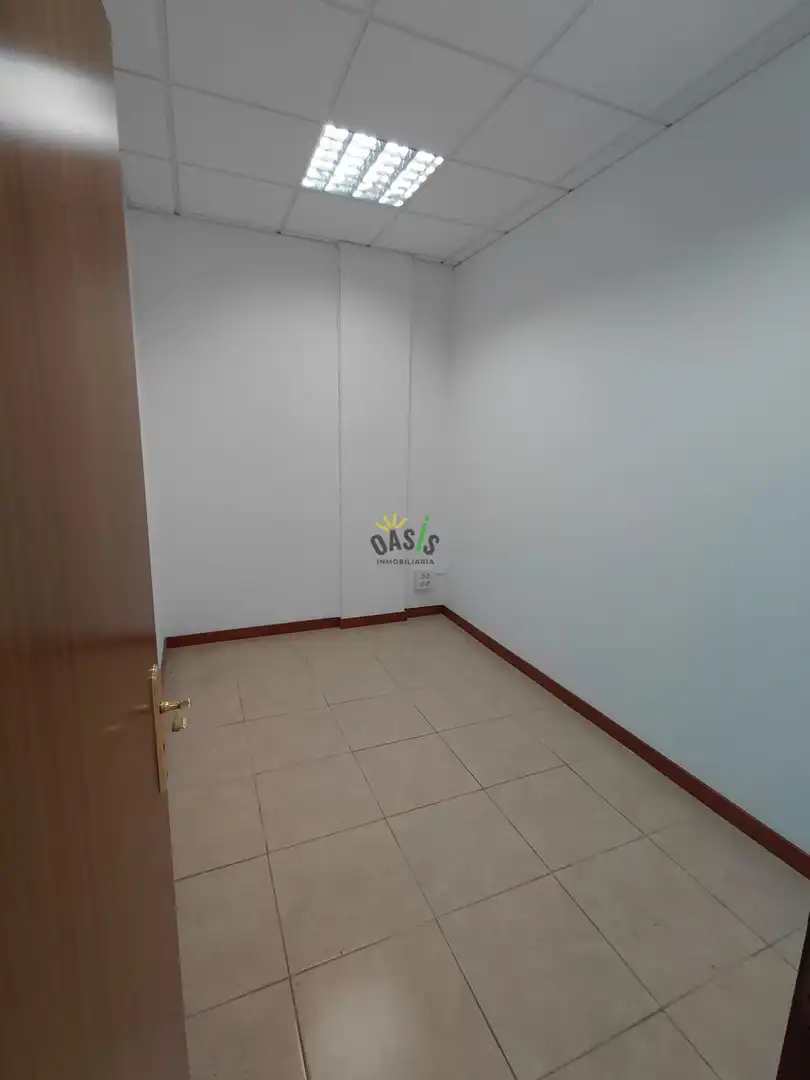 Office for rent in Arafo