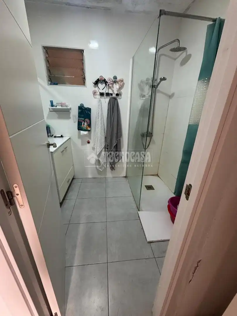 Baño de Piso en venta en Alcalá de Guadaira con Aire acondicionado y Balcón