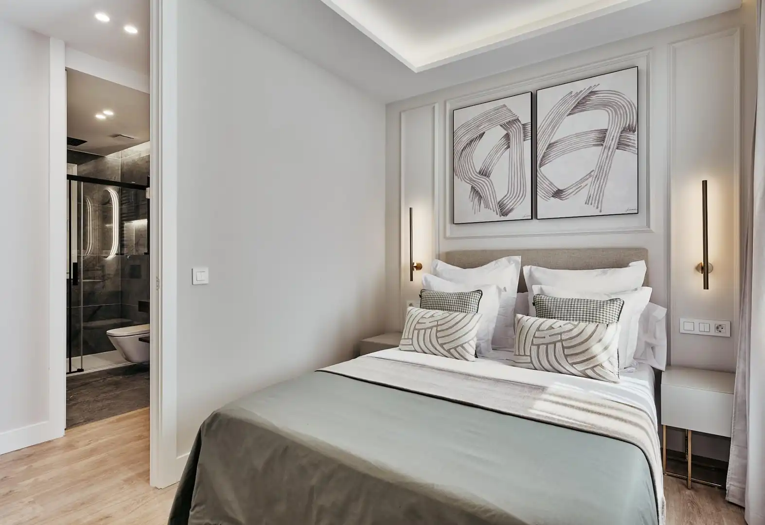 Dormitori de Apartament en venda en Madrid amb Calefacció, Terrassa i Moblat