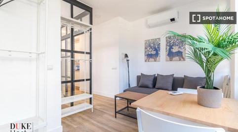 Foto 5 de Apartament per a compartir a San Juan Bautista, Madrid