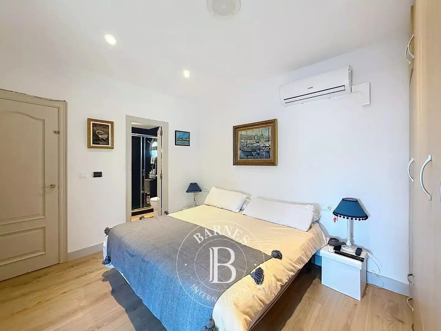 Houses for sale in Cabrils  with Air Conditioner, Heating and Terrace