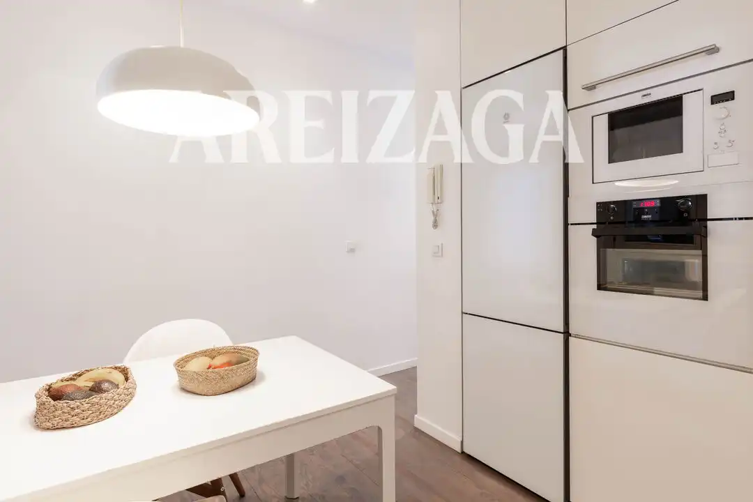 Küche von Wohnung zum Verkauf in Donostia - San Sebastián  mit Heizung