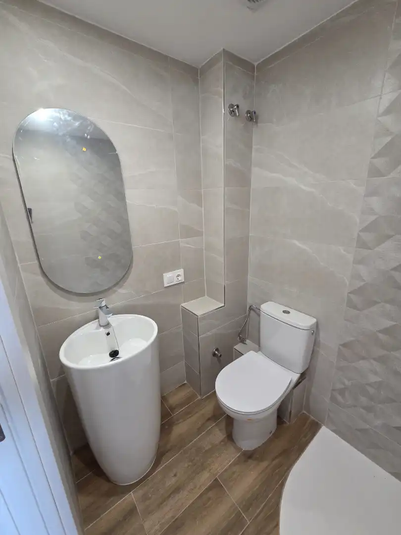Baño de Piso en venta en Olèrdola con Aire acondicionado, Calefacción y Horno