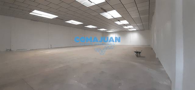 Nave industrial en Alquiler en Montmeló