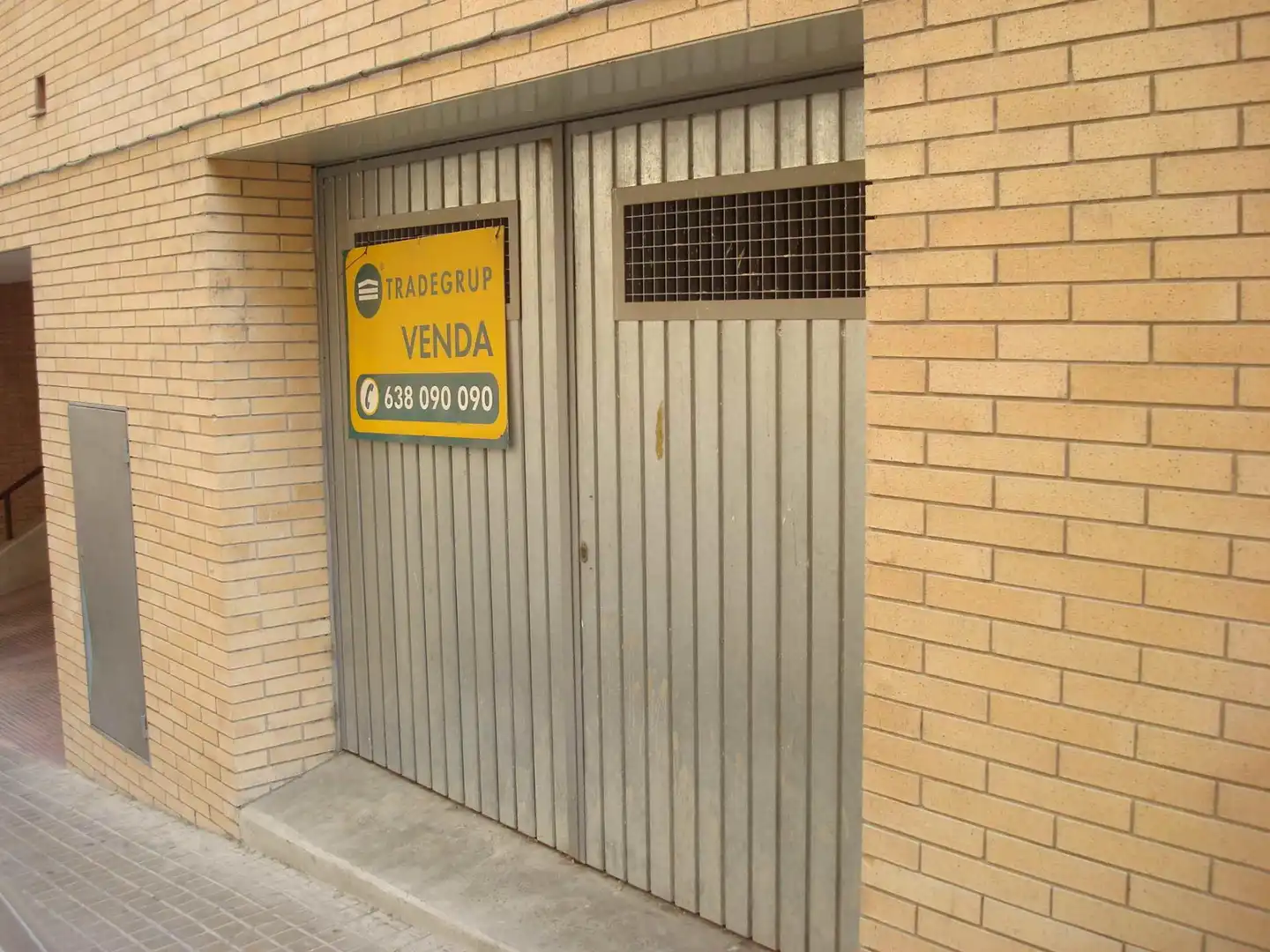 Außenansicht von Garage zum Verkauf in Santa Margarida de Montbui