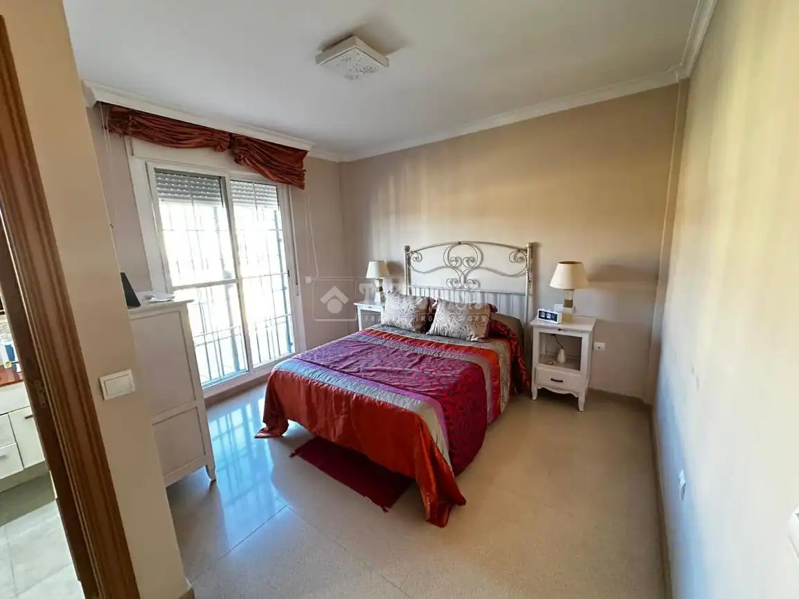 Habitación de Casa adosada en venta en Málaga con Aire acondicionado, Jardín privado y Terraza