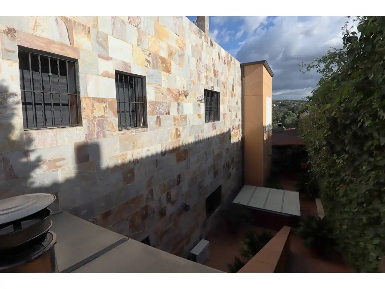 Vista exterior de Casa o xalet en venda en Lloret de Mar amb Aire condicionat, Calefacció i Jardí privat