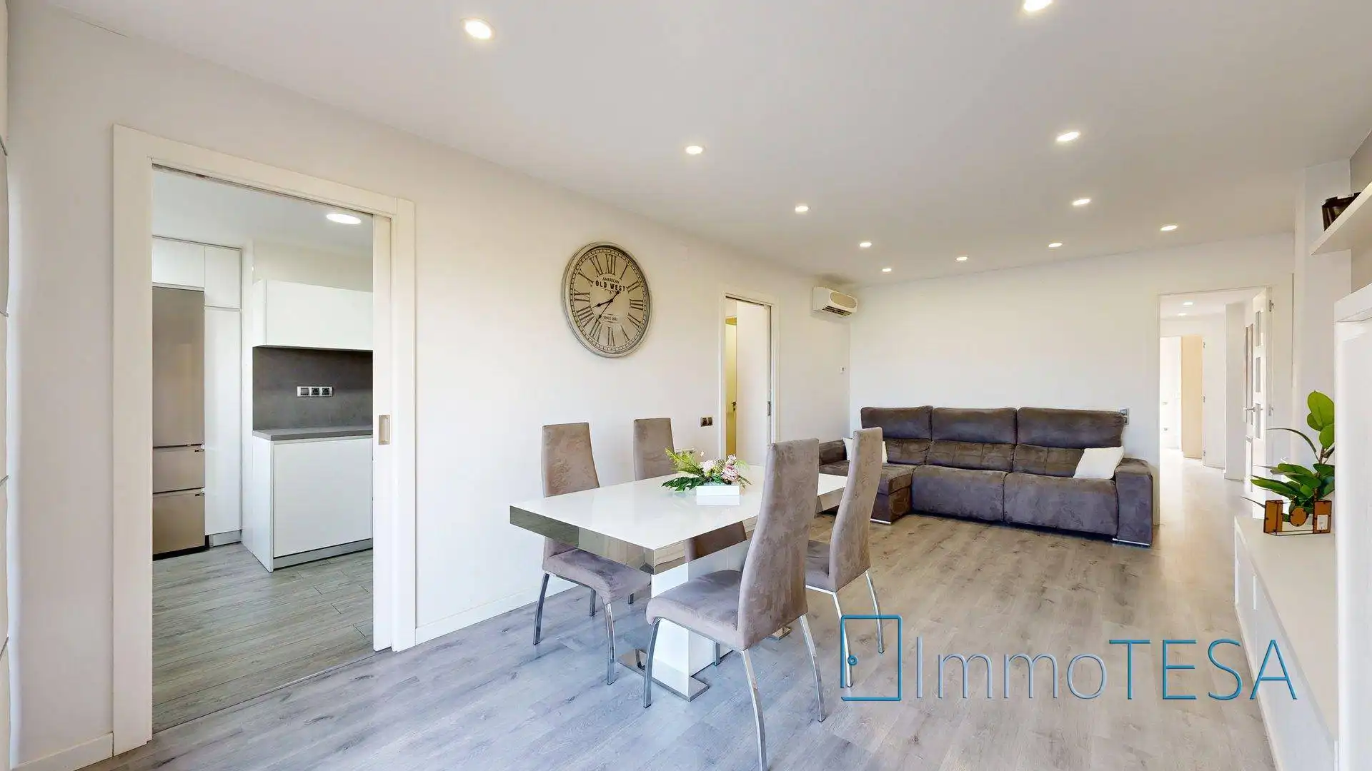 Flat with terrace for sale in Parc d’Europa, imagen 9