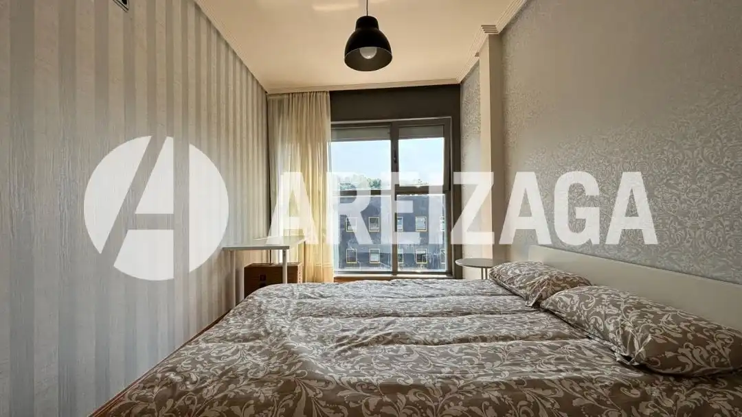 Schlafzimmer von Wohnung zur Miete in Donostia - San Sebastián  mit Klimaanlage und Heizung