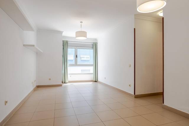 Piso en Venta en Calle de Juan Hidalgo, 20 en Almatriche