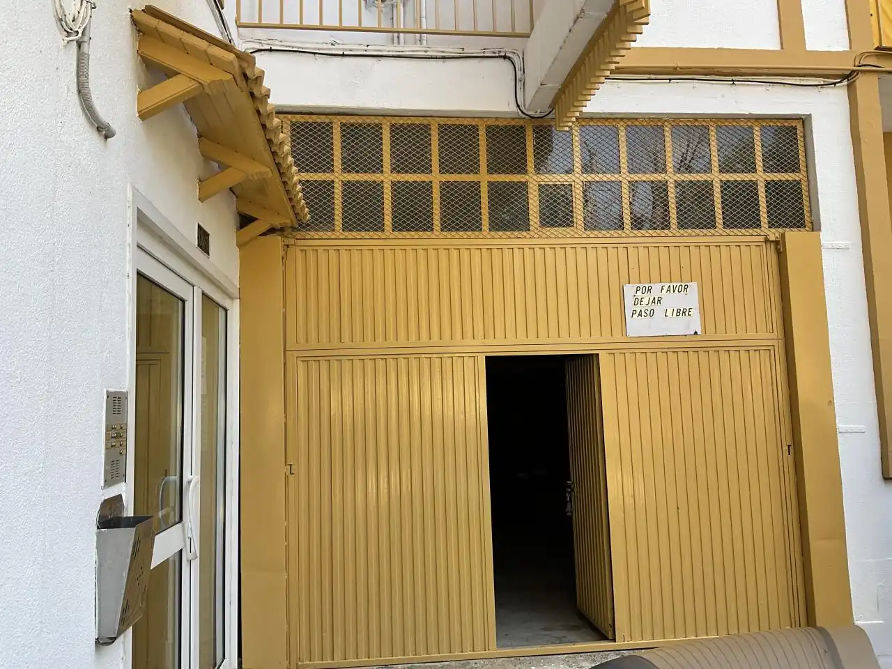 Local comercial en venda a Avenida de Haro 12