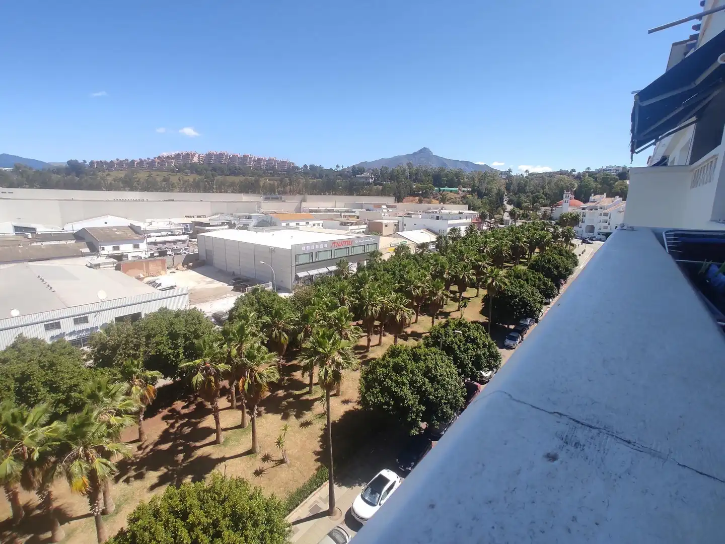 Apartament amb piscina en venda a Nueva Andalucía, imagen 4