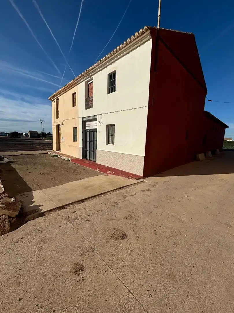 Außenansicht von Country house zum Verkauf in Alboraya mit Terrasse