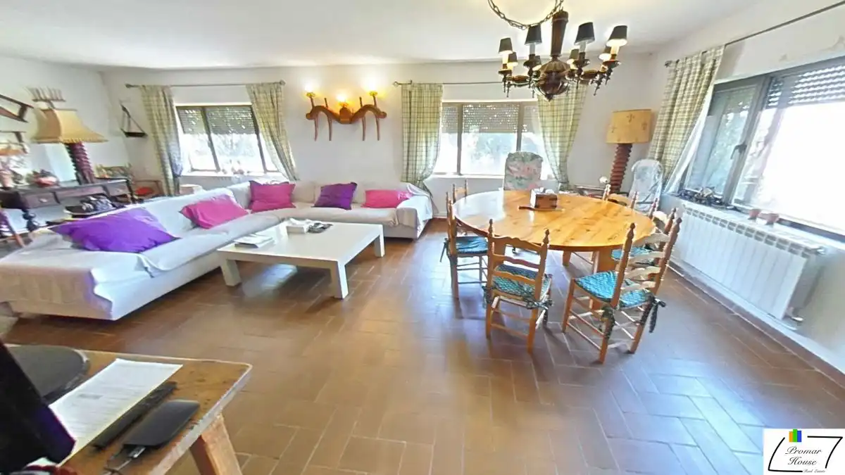 Sala de estar de Casa o chalet en venta en Muñogrande con Calefacción, Jardín privado y Trastero
