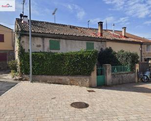 Exterior view of Single-family semi-detached for sale in Ortigosa del Monte