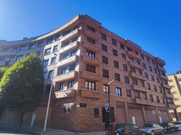 Pis amb ascensor en venda a Oeste