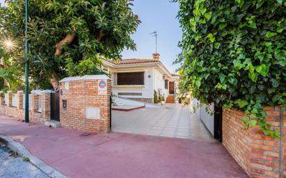 Exterior view of House or chalet for sale in Málaga Capital  with Heating, Private garden and Terrace