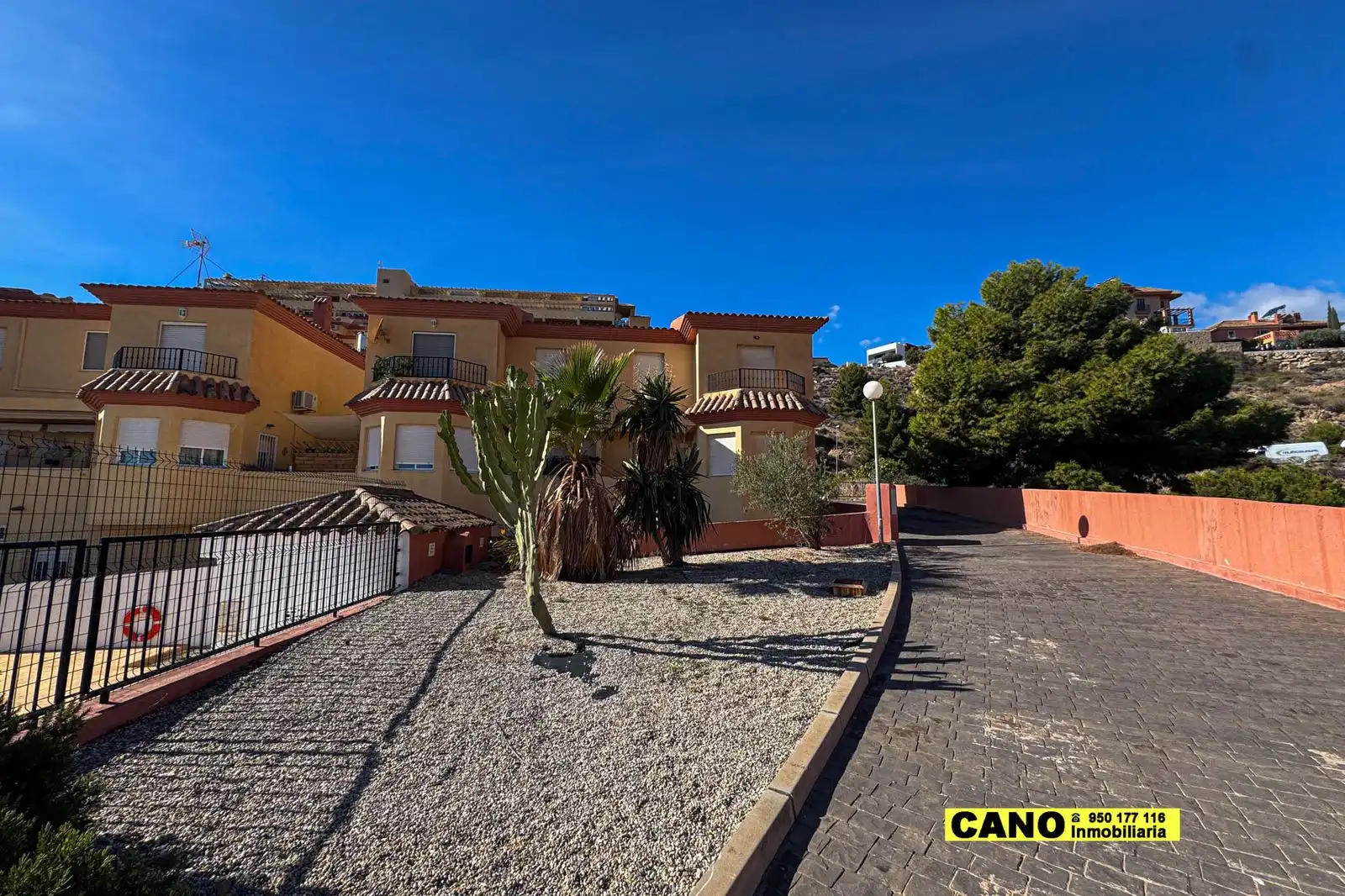 Vista exterior de Casa o chalet en venta en Vícar con Aire acondicionado, Calefacción y Terraza