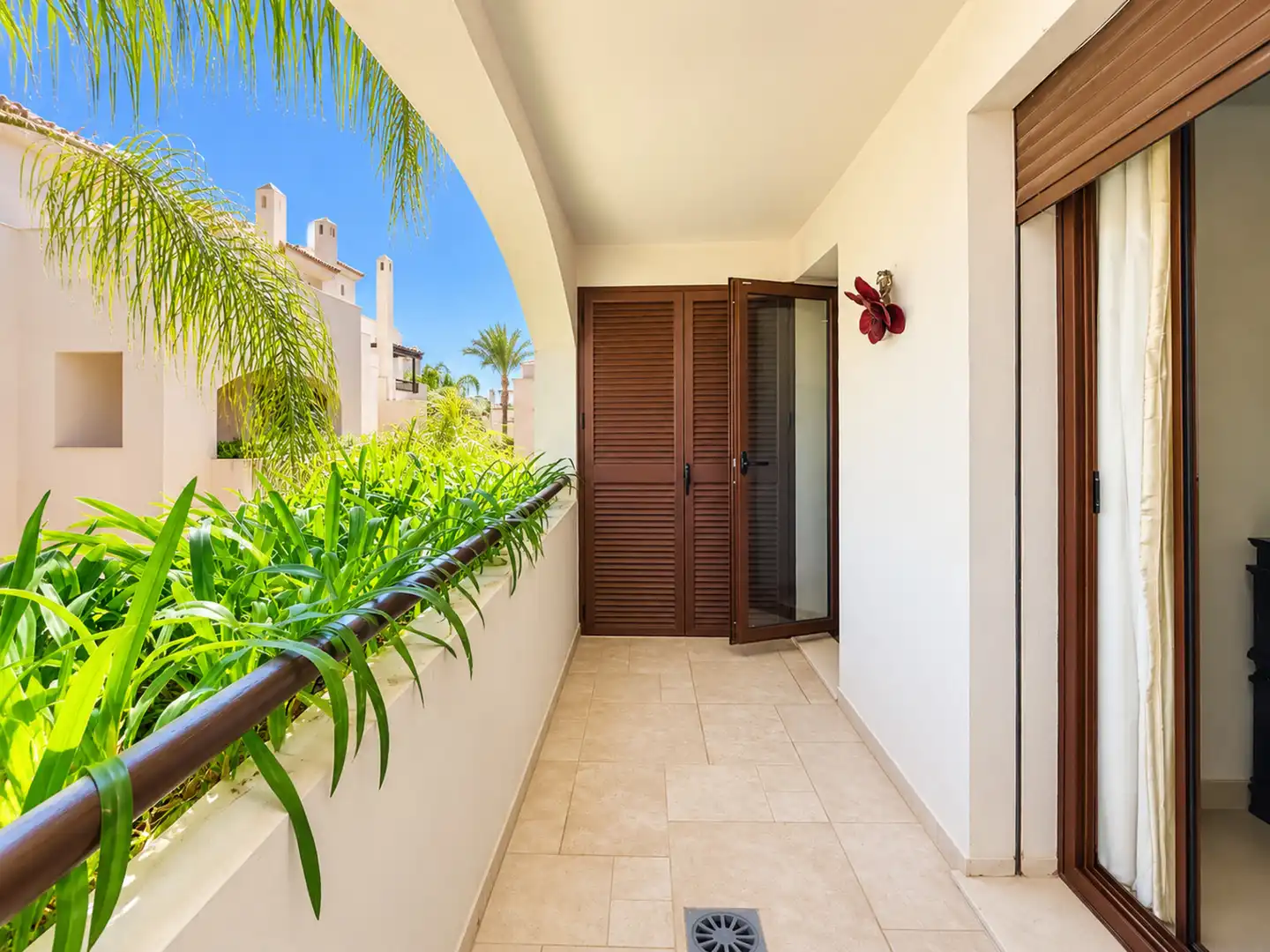 Terrasse von Wohnungen zum Verkauf in Marbella mit Klimaanlage, Terrasse und Schwimmbad