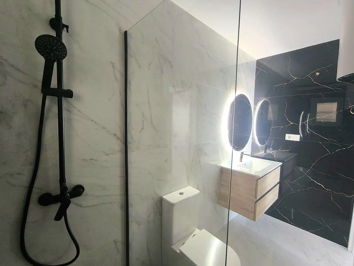 Baño de Estudio en venta en Rojales con Aire acondicionado, Terraza y Amueblado