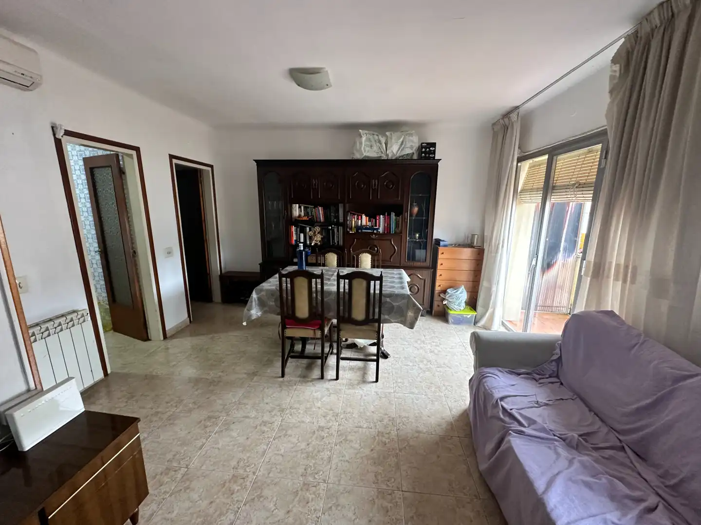 Sala d'estar de Pis en venda en Girona amb Calefacció, Moblat i Forn